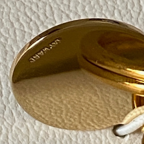 Small Plain Gold Electroplate Oval Keyring - Picture 7 of 16